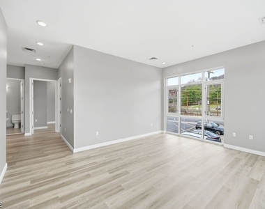 271 Millburn Ave - Photo Thumbnail 15