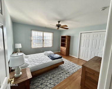 206 Pointe Drive - Photo Thumbnail 15