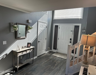 49 White Swan Way - Photo Thumbnail 5