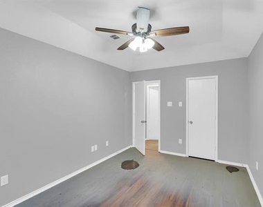 2520 Fatima Avenue - Photo Thumbnail 19