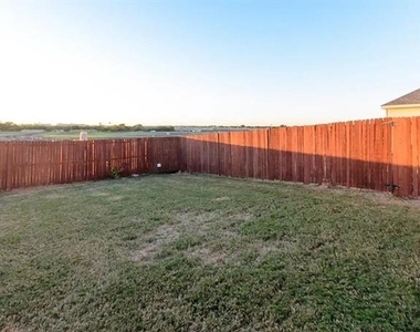 9033 Portage Lane - Photo Thumbnail 33