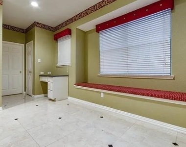 9033 Portage Lane - Photo Thumbnail 22