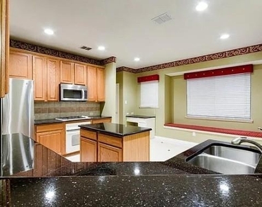 9033 Portage Lane - Photo Thumbnail 17