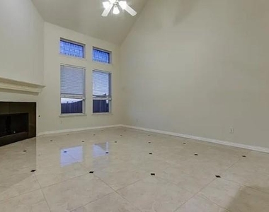 9033 Portage Lane - Photo Thumbnail 15