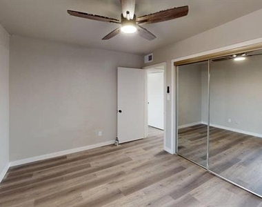 11460 Audelia Road - Photo Thumbnail 7