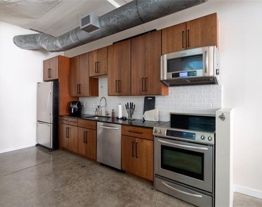 1122 Jackson Street - Photo Thumbnail 10