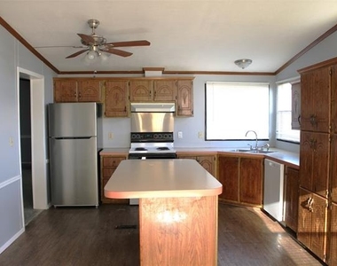 8644 Dustin Drive - Photo Thumbnail 5