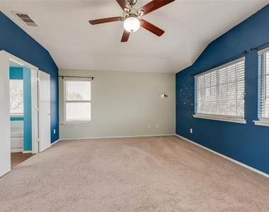 6324 Baltic Avenue - Photo Thumbnail 11