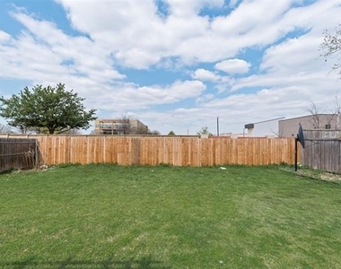 6324 Baltic Avenue - Photo Thumbnail 17