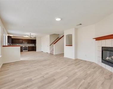 6324 Baltic Avenue - Photo Thumbnail 3