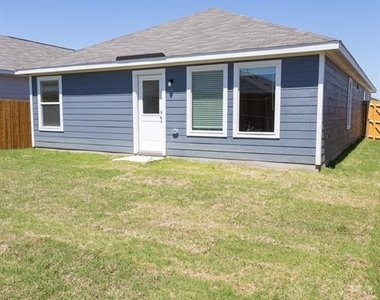 1012 Mountain Laurel Road - Photo Thumbnail 15