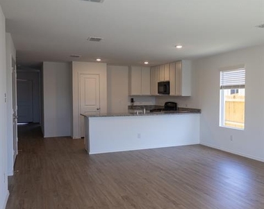 1012 Mountain Laurel Road - Photo Thumbnail 3