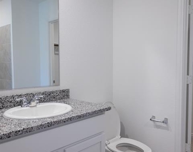 1012 Mountain Laurel Road - Photo Thumbnail 5