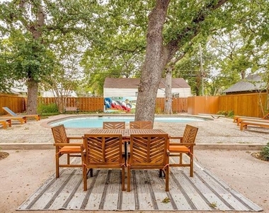 1505 N Riverside Drive - Photo Thumbnail 31