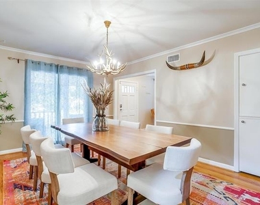 1505 N Riverside Drive - Photo Thumbnail 10