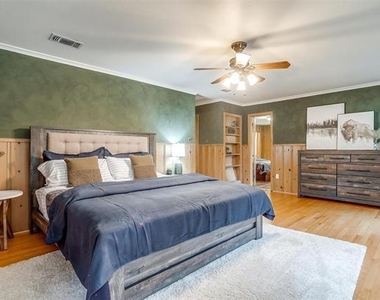 1505 N Riverside Drive - Photo Thumbnail 24