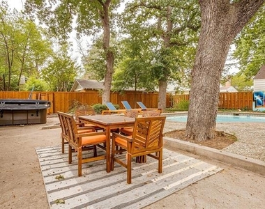1505 N Riverside Drive - Photo Thumbnail 38