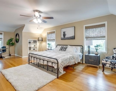 1505 N Riverside Drive - Photo Thumbnail 27