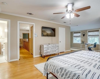 1505 N Riverside Drive - Photo Thumbnail 26