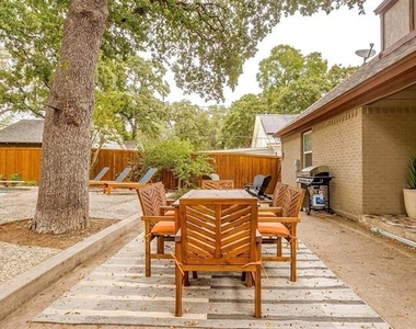 1505 N Riverside Drive - Photo Thumbnail 39