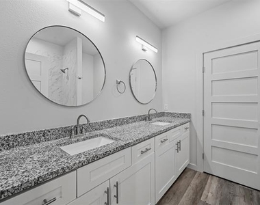 208 D Street - Photo Thumbnail 11