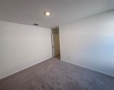1636 Elliott Road - Photo Thumbnail 15