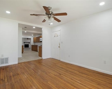 2707 Judy Drive - Photo Thumbnail 5
