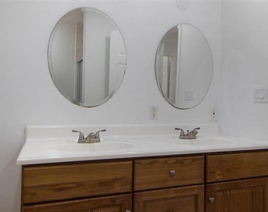 2707 Judy Drive - Photo Thumbnail 11