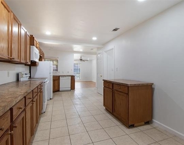 2707 Judy Drive - Photo Thumbnail 7
