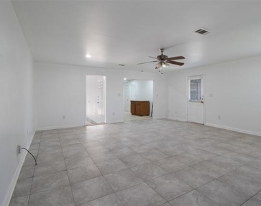 2707 Judy Drive - Photo Thumbnail 9