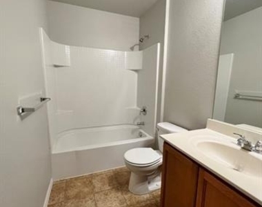 5825 Mountain Bluff Drive - Photo Thumbnail 10