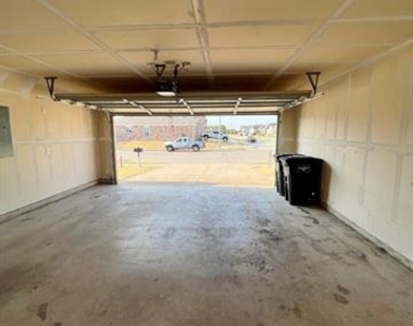 5825 Mountain Bluff Drive - Photo Thumbnail 12