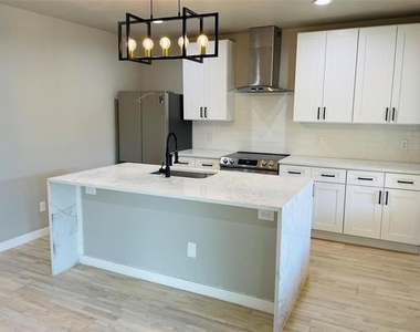 4609 Virginia Avenue - Photo Thumbnail 7