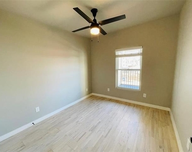 4609 Virginia Avenue - Photo Thumbnail 11