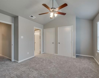 224 Samuel Boulevard - Photo Thumbnail 14