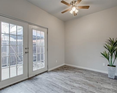 224 Samuel Boulevard - Photo Thumbnail 7