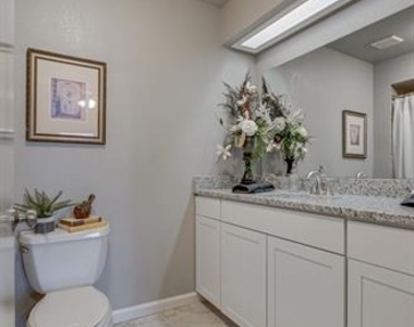 224 Samuel Boulevard - Photo Thumbnail 20