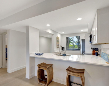 501 S Seas Drive - Photo Thumbnail 5