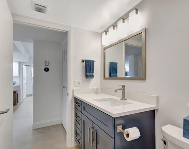 501 S Seas Drive - Photo Thumbnail 21