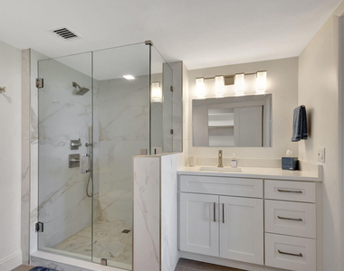 501 S Seas Drive - Photo Thumbnail 14
