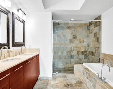2641 N Flamingo Road - Photo Thumbnail 8