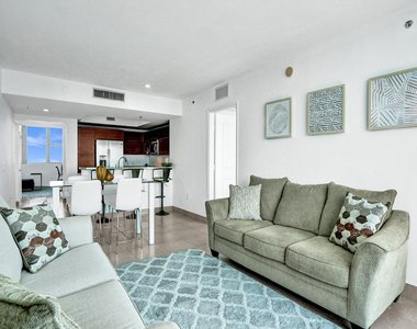 2641 N Flamingo Road - Photo Thumbnail 21