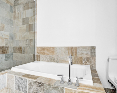 2641 N Flamingo Road - Photo Thumbnail 10