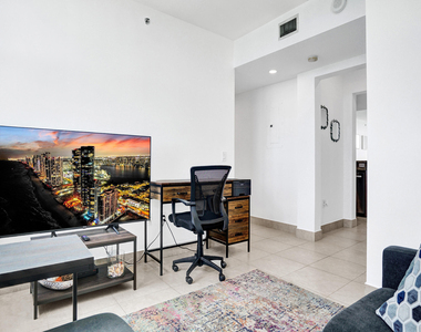 2641 N Flamingo Road - Photo Thumbnail 30