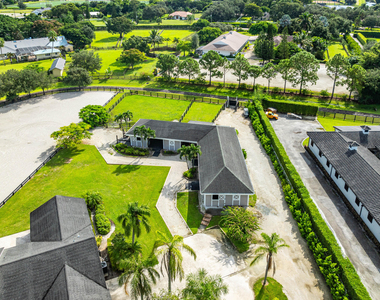 2080 Canter Way - Photo Thumbnail 7