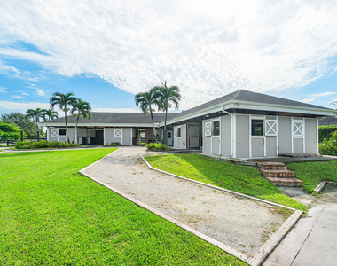 2080 Canter Way - Photo Thumbnail 6