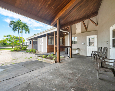 2080 Canter Way - Photo Thumbnail 8
