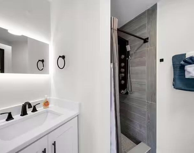 2723 Sw 5th Avenue - Photo Thumbnail 13