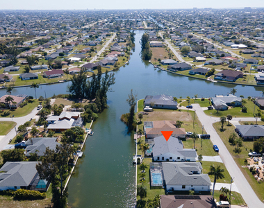 2723 Sw 5th Avenue - Photo Thumbnail 1