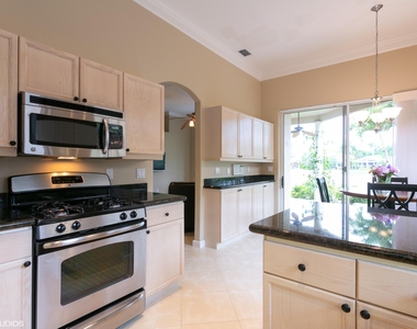 8407 Quail Meadow Way - Photo Thumbnail 2